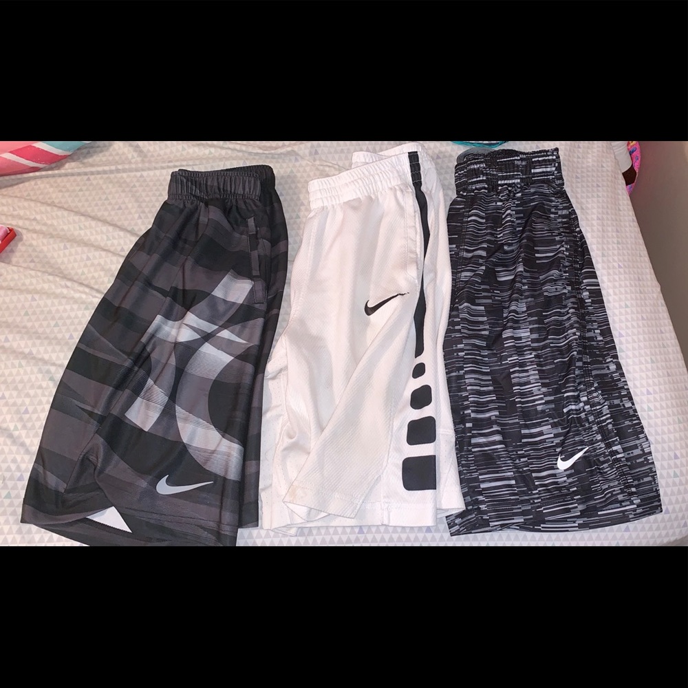 boys nike shorts